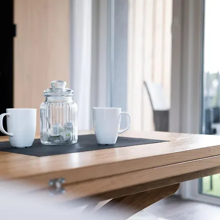 Upgrade Mano Jura No. 2, By Cohost Apartment *