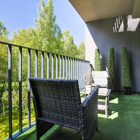 Upgrade Mano Jura No. 2, By Cohost Apartment