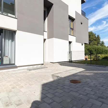 Upgrade Mano Jura No. 2, By Cohost Apartment